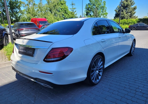 Mercedes-Benz Klasa E cena 179900 przebieg: 66519, rok produkcji 2019 z Kraków małe 436